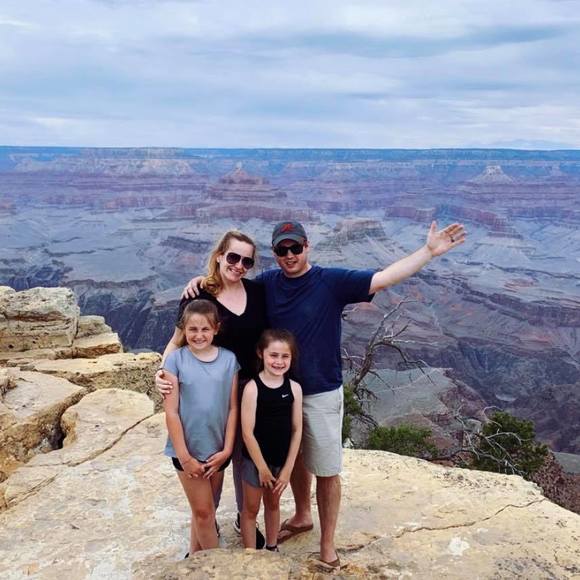 Meet your Posher, Noelle - Picture 1 of 1